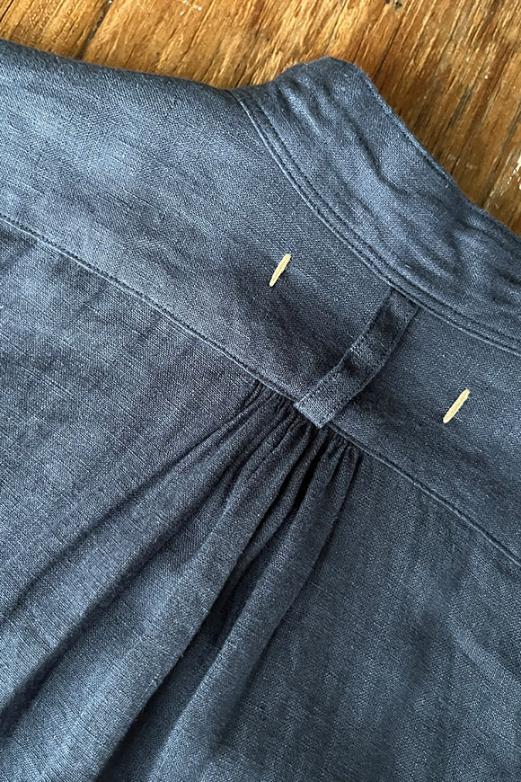T002-01_navy
