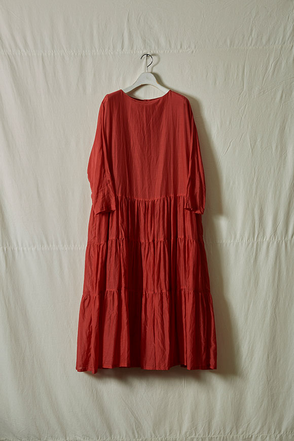 S231-21_dawn-red