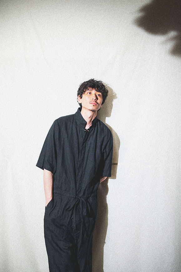 S232-13_black