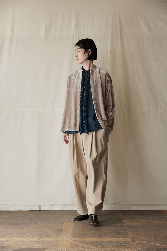 A242-24_beige