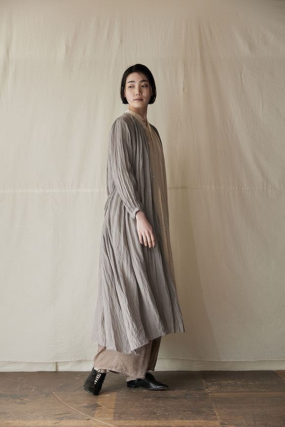 A241-19_silver-grey