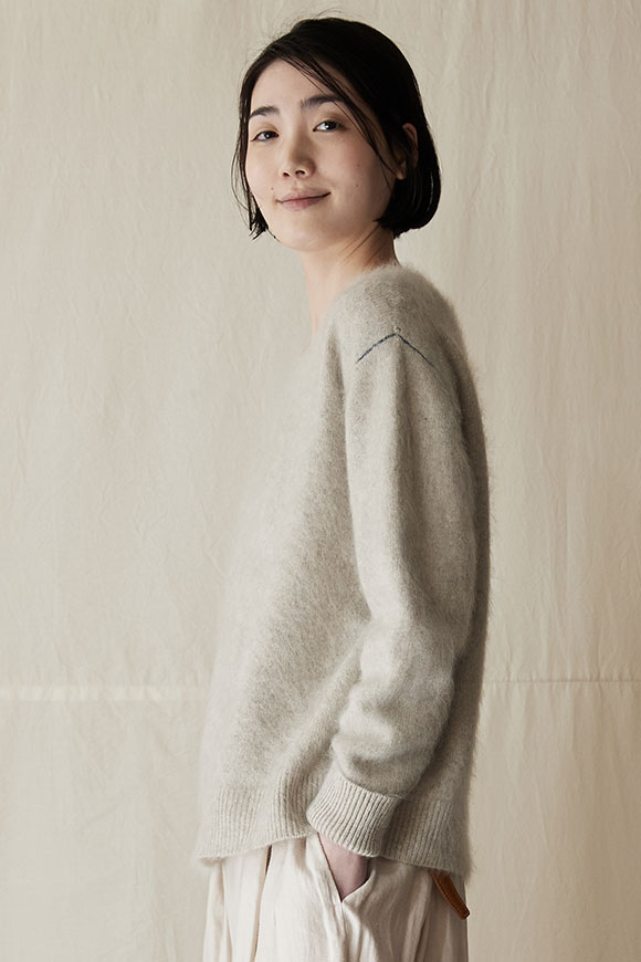 A242-08_pale-mist
