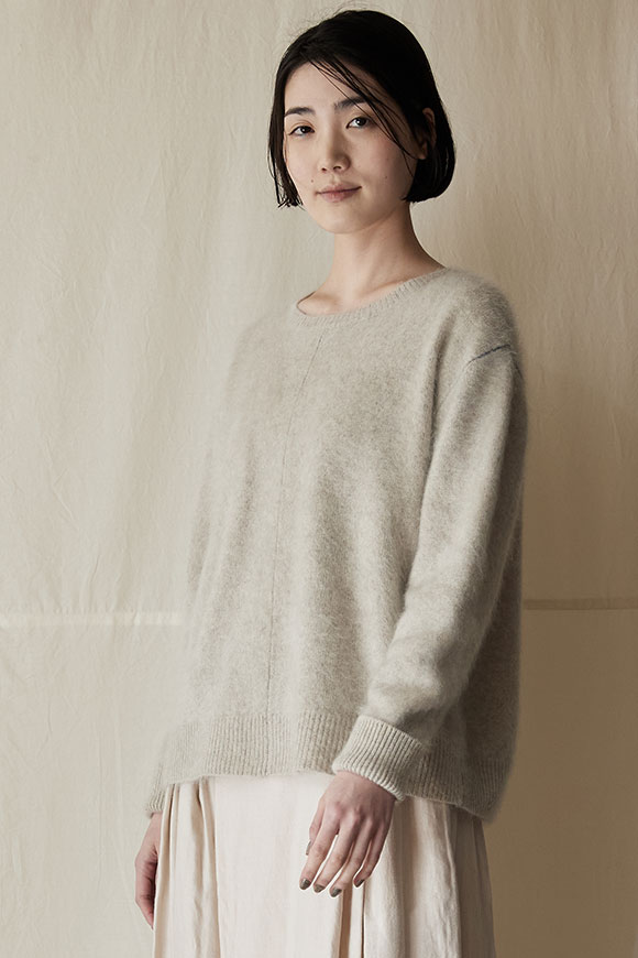 A242-08_pale-mist