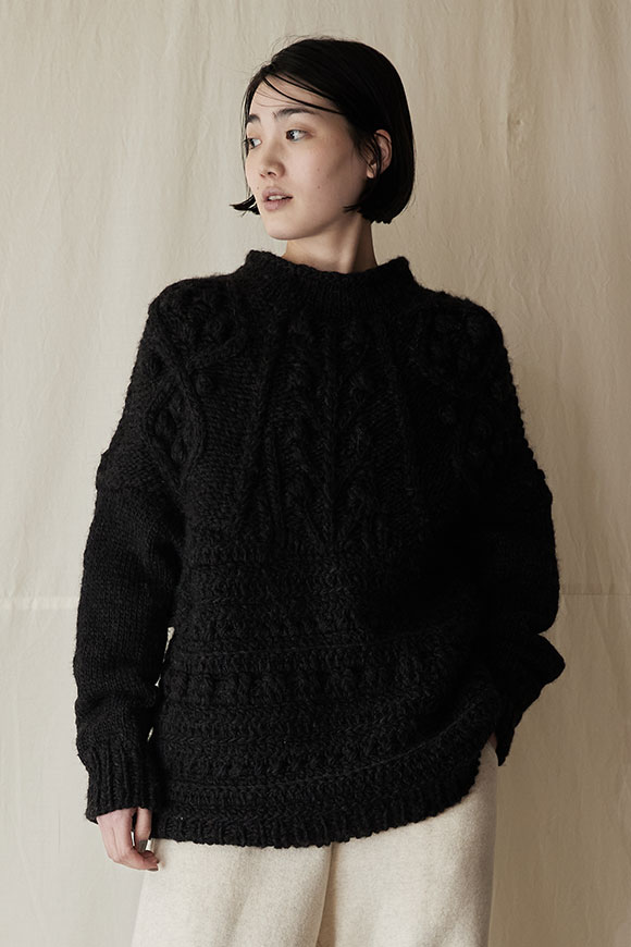 A242-10_black