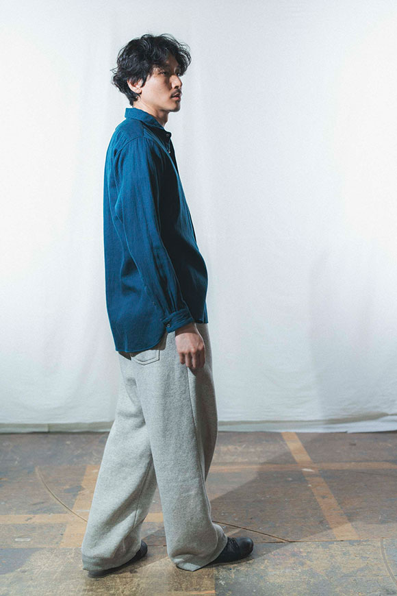 A243-04_brine-blue