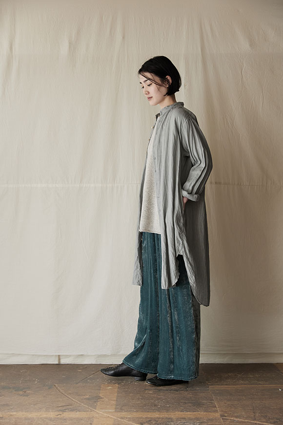T002-01_sky-grey