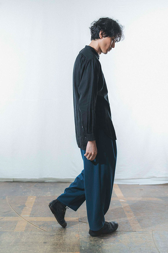 A242-21_brine-blue