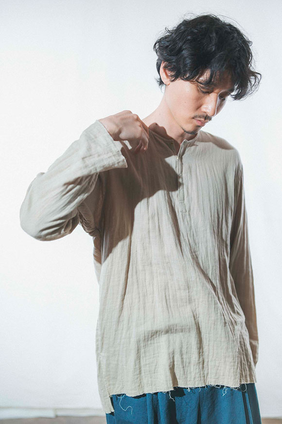 A242-05_beige