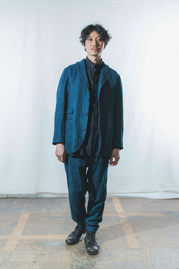 A243-07_brine-blue