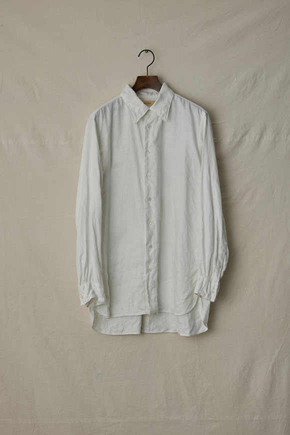A243-02_white