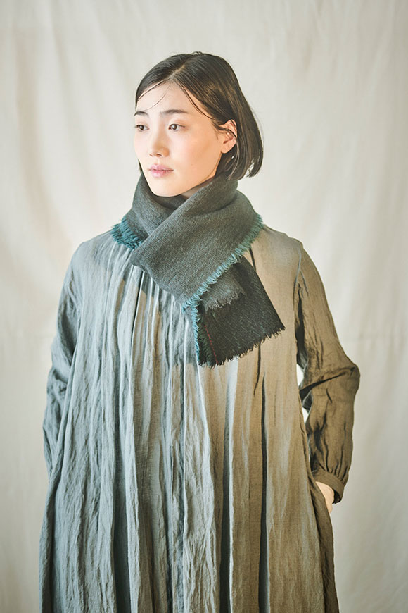 suzuki takayuki shawl brine blue - マフラー