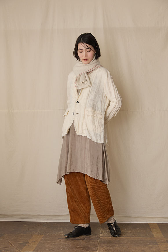 T001-06_sand-beige_25aw