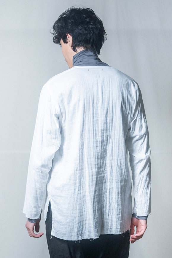 A252-01_off-white