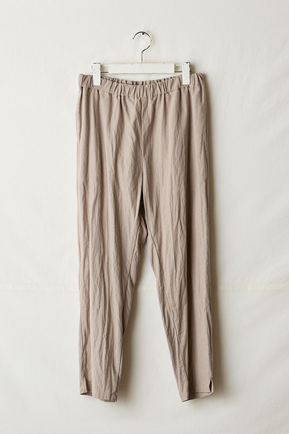 T001-18_taupe_25aw