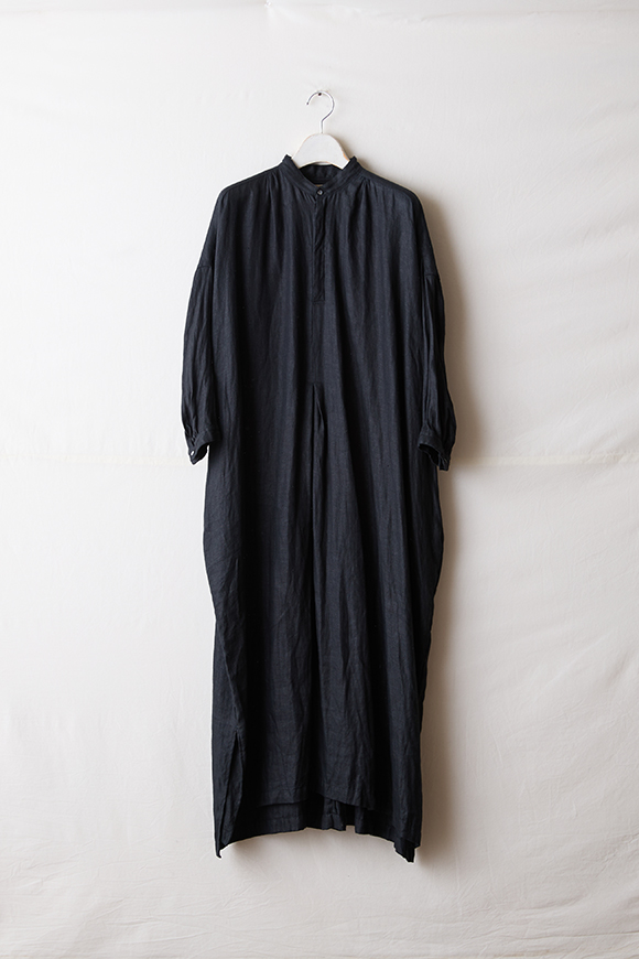 S251-03_black