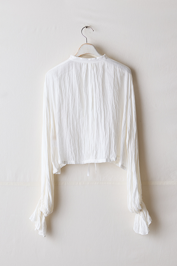 S251-11_off-white