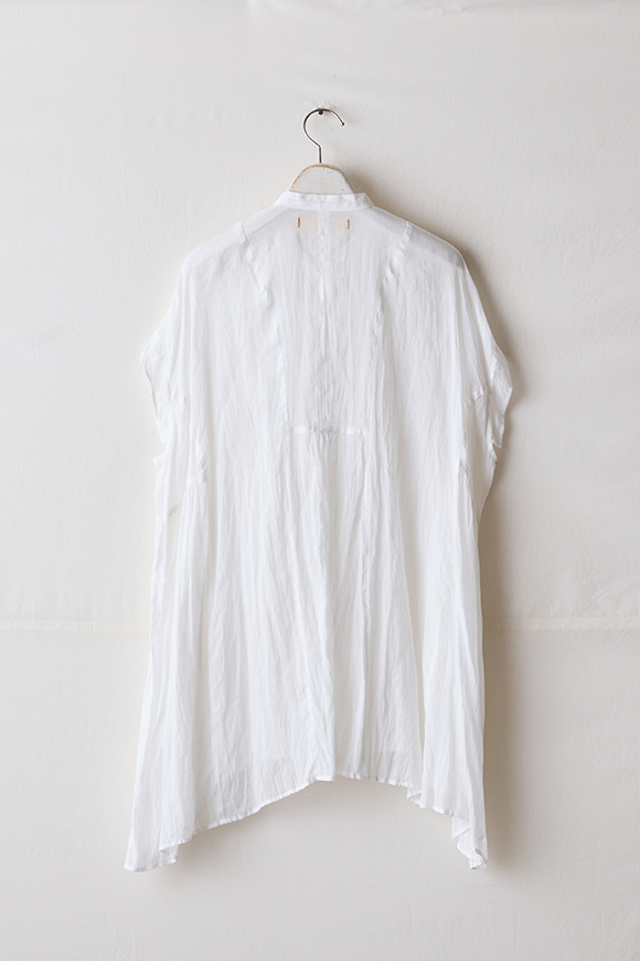 S251-19_white