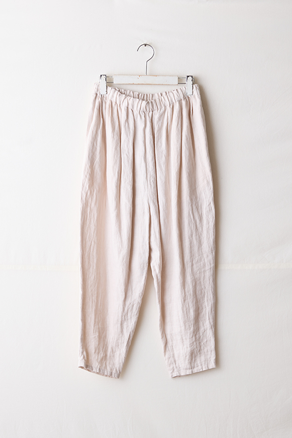 S252-23_ivory