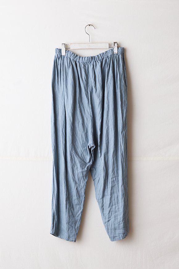 S252-23_shadow-blue