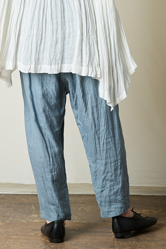 S252-23_shadow-blue