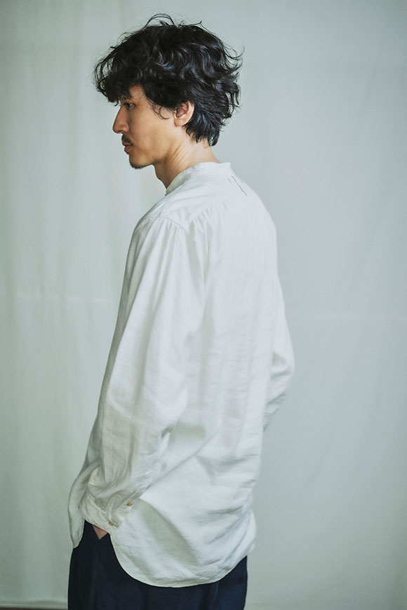 S253-01_off-white