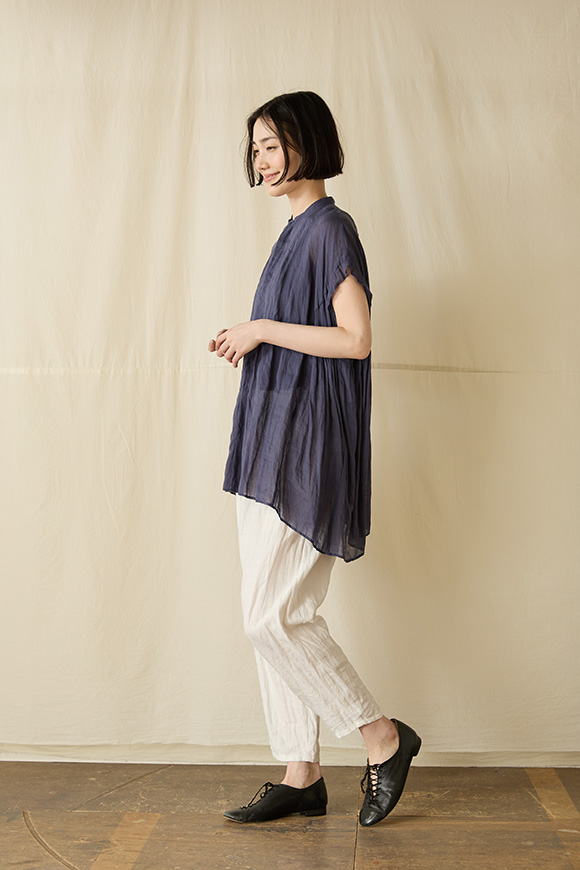 S252-23_off-white