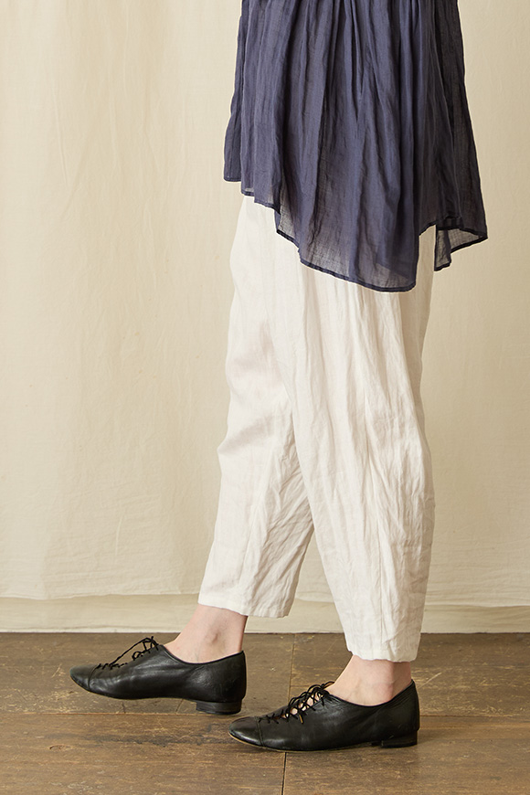 S252-23_off-white