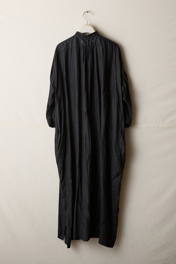 A261-02_black