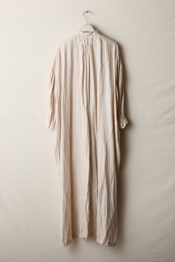 A261-02_ivory