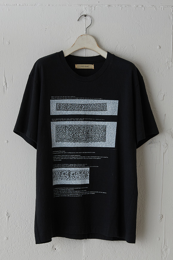 B252-04_black
