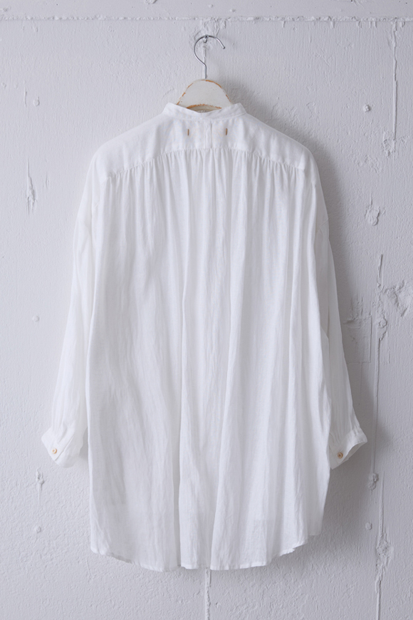 S261-01_off white