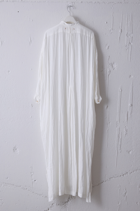 S261-02_off white