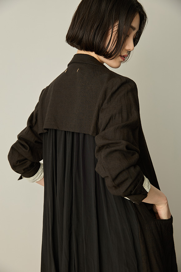 S261-03_black