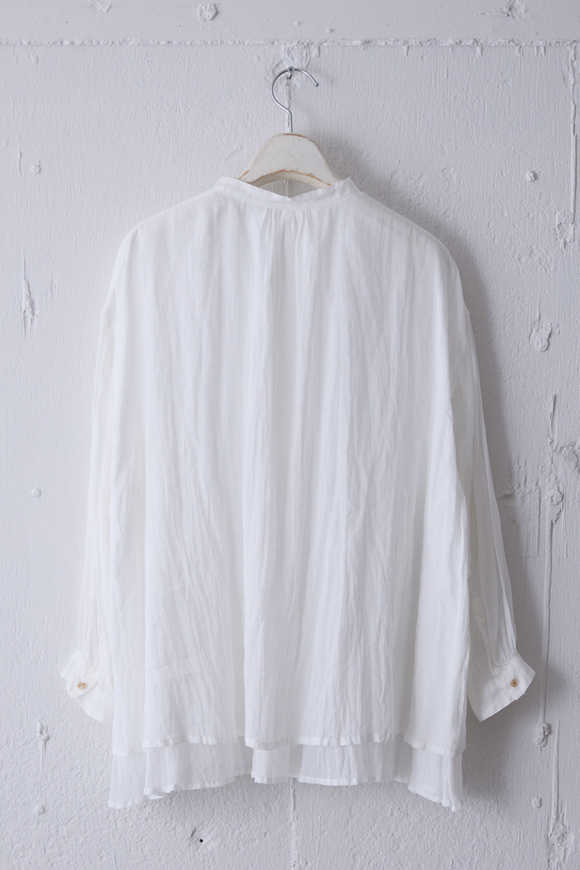S261-09_off white