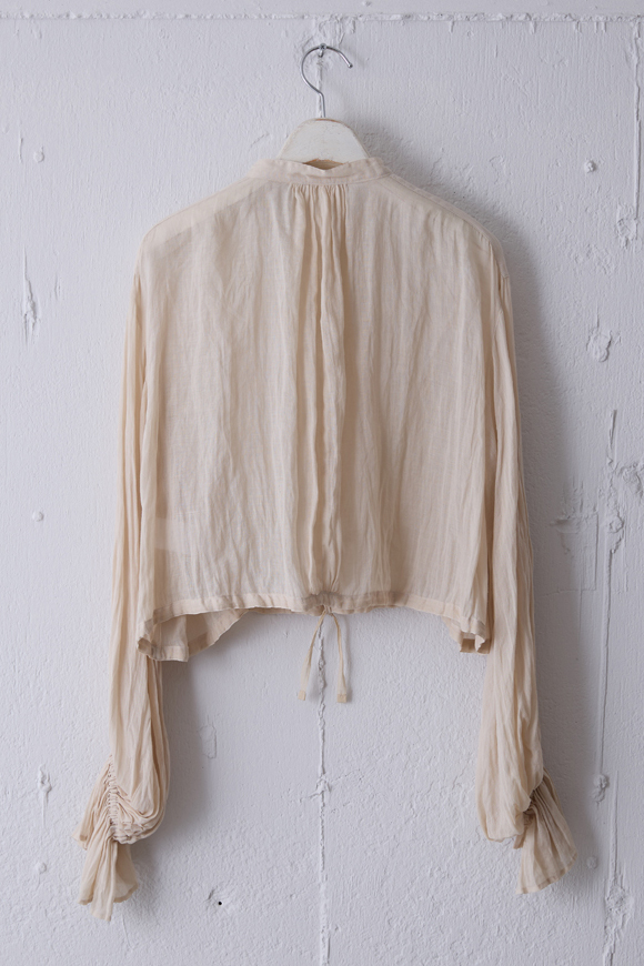 S261-12_mist white