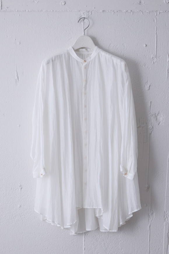 S261-17_white