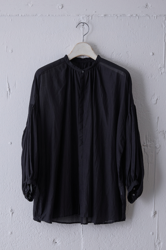 S261-18_black
