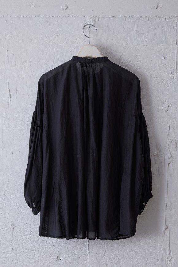 S261-18_black