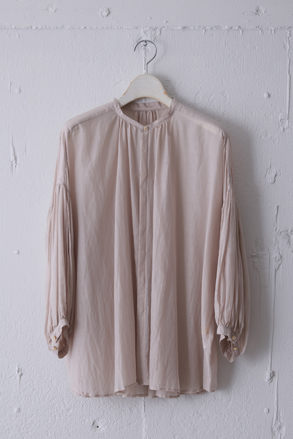 S261-18_pearl mist