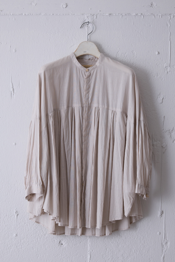 S261-19_pale mist