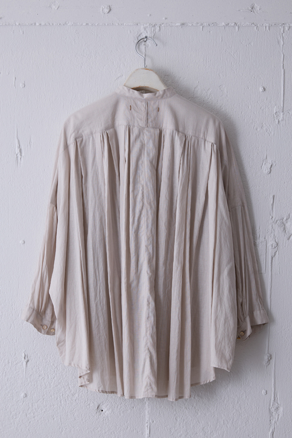 S261-19_pale mist