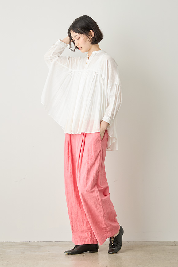 S261-19_off white