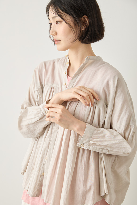 S261-19_pale mist
