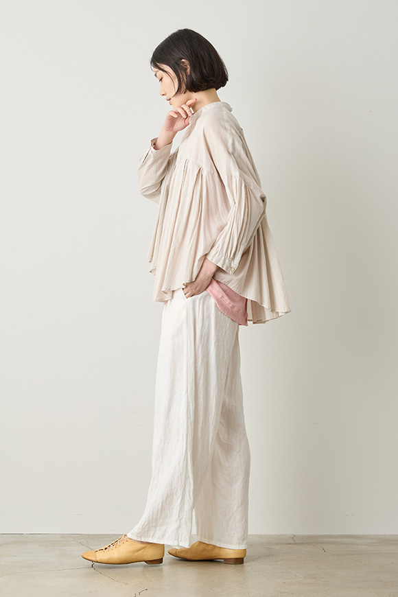 S261-19_pale mist