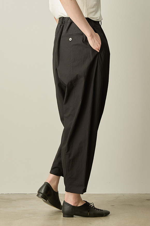 S261-27_black