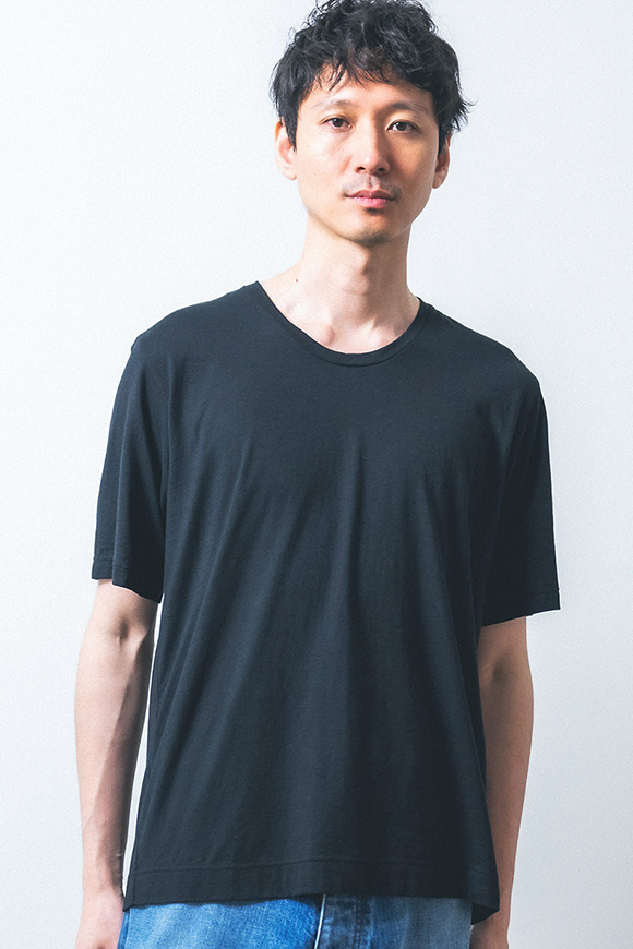 S262-12_black