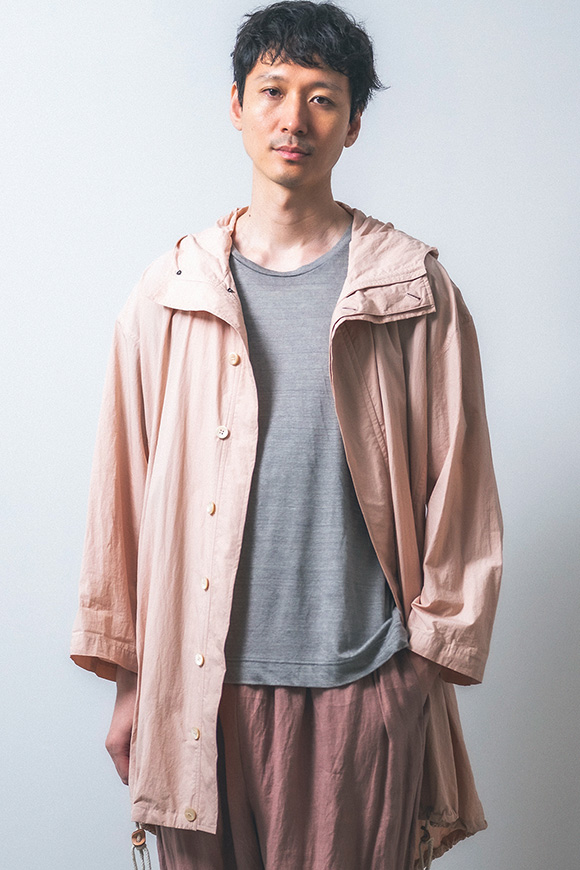 S262-13_cloudy peach