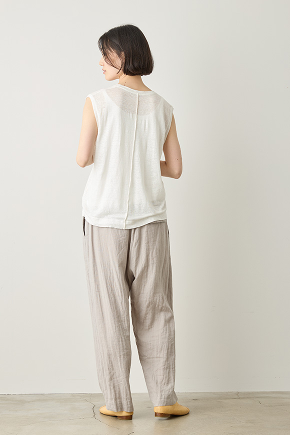 S262-18_off white