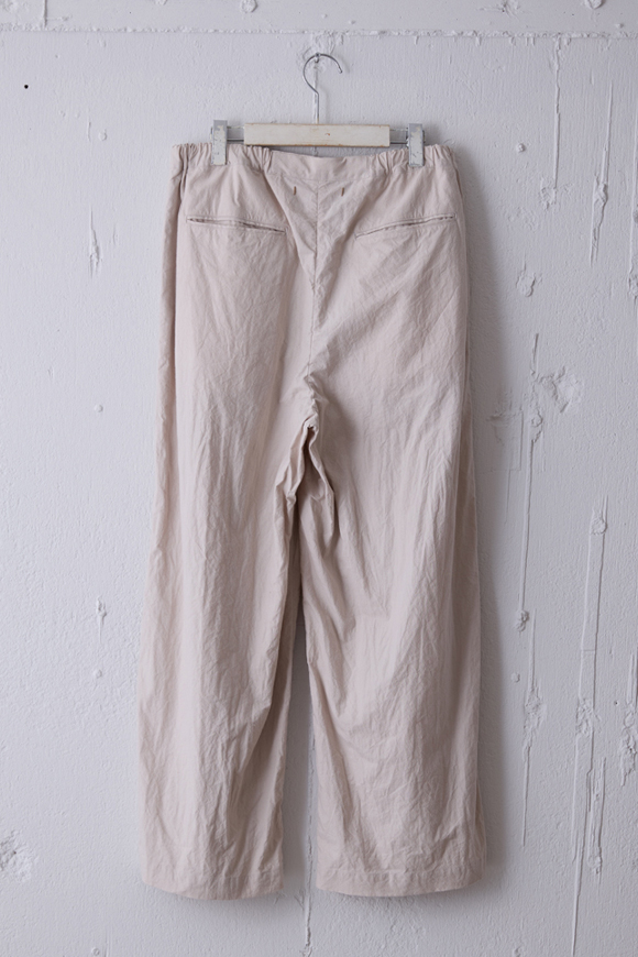 S262-21_dusty ivory