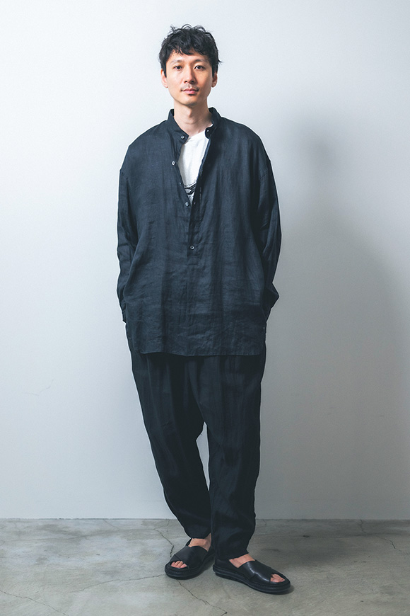 S263-06_black